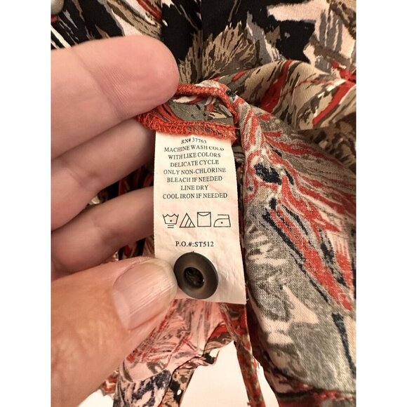 AXIS‎ LA Button Up Shirt Mens XL Red Black 100% Silk Hawaiian Style Floral Print - Picture 5 of 7